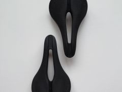 2x sedlo Selle Italia Model X
