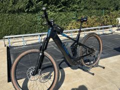 Cube stereo hybrid 140 hpc slx 750