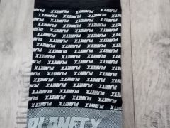 Planet-x nakrcnik