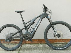 Rezervovane Predám elektrický bicykel Specialized Levo Comp karbom L