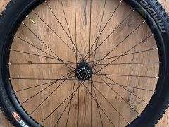 Kellys KLS Valor DSC F 29" predné koleso, 15x110 mm