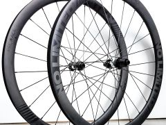 No-Limited Race 40 Disc clincher nové