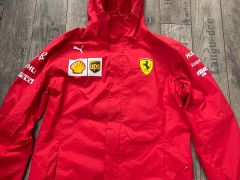 Puma Ferrari bunda