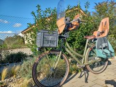 Holandský Spirit Cargo+ bicykel, komplmplet s 2 detskymi sedackami