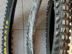 Maxxis Minion dhf 26x2.5