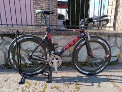 Felt B16, triatlon TT