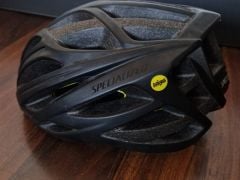 Prilba Specialized Echelon II , veľkosť M