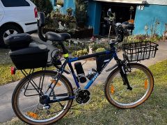 Mestky bicykel do prace alebo na nákupy.