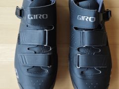 Tretry Giro Privateer R Black/Gum vel.Eur 48