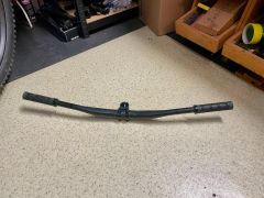 Nové Bontrager Line Pro Carbon 35 15mm Rise