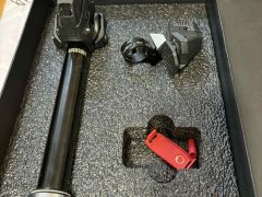 Rezervovane RockShox Reverb AXS teleskopická sedlovka
