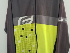 Darujem dres Force
