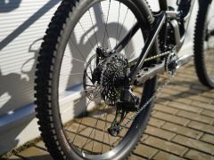 Specialized Enduro Expert vel. S4/L 2024, Eagle Asx, RockShox