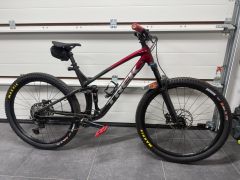 Trek Fuel EX 8 XT Rage Red to Dnister Black Fade