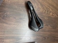 Selle Italia SLR  TM Superflow L3 sedlo čierné