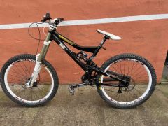 Downhill Mongoose Boot'r