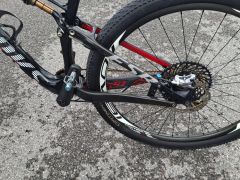 Celoodpružený karbónový S-Works Epic 29