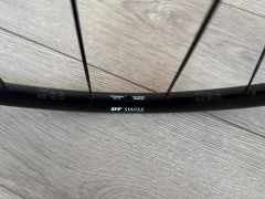 Cestné kolesá DT Swiss P1800 Spline Sram XDR 1632g