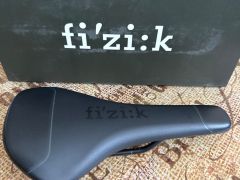 Sedlo Fizik Taiga 140mm