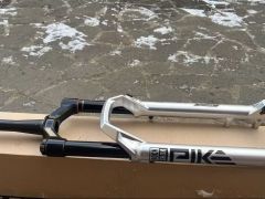 Vidlice Rock Shox Pike Ultimate