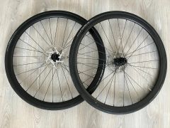 Predam kolesa z Orbea Orca M30 s plastami Pirelli P Zero Race TLC + kazeta