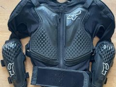 FOX Junior Titan Sport - chránič vrchnej časti tela