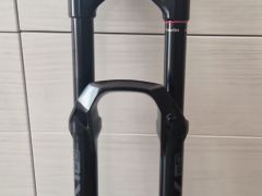 Nová Lyrik Select, DebonAir +, Charger RC