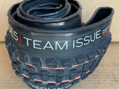 Pláště Bontrager SE5 Team Issue TLR 29x2.50