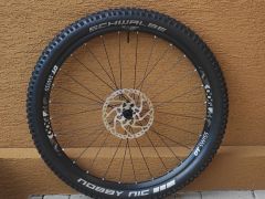 Predné koleso DT Swiss H 1900, 27,5&quot;, 25 mm, 6 dier, boost