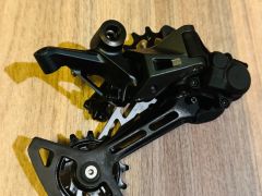 Nova Shimano SLX M7100 prehadzovačka 12-kolo, Sgs, Shadow+