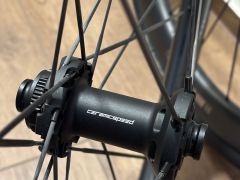 Kolesa Ffwd RAW 44 s plášťami Conti Gp5000