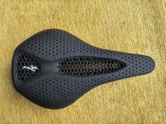 Sedlo Sworks Power Mirror 155 cm