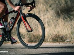 Predam Karbonove kolesa Xentis&amp;Sworks