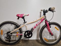 Predám dievčenský bicykel