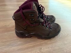 Turistická obuv Lowa