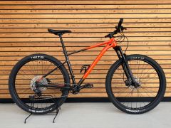 Extrémne zachovaný a málo jazdený (< 300km) Cannondale Trail SE 3 s teleskopickou sedlovkou