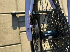 Orbea OIZ M-Team AXS 29 bicykel, digital lavender/carbon raw