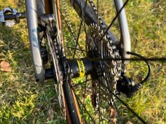 Predám karbónový gravel Bergamont Grandurance Expert + Mavic