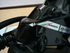 Sram Force AXS D2 brzdy + kotouče Sram Paceline Centerlock zdarma