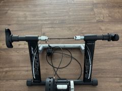 Cyklotrenažér Force Basic