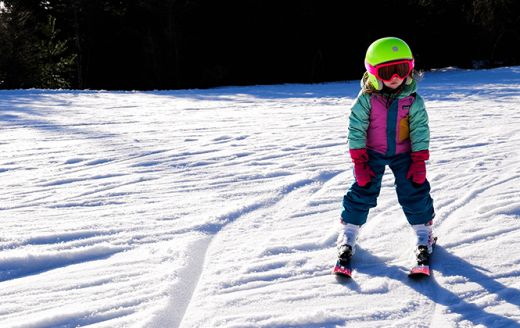 Video: Bezpečnosť det&iacute; na lyžiarskom svahu
