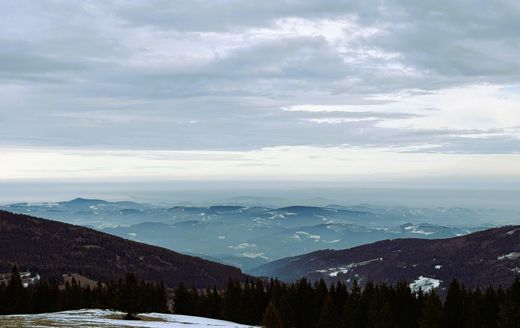 Tip (nielen) na zimn&uacute; turistiku &ndash; vrch Hochwechsel v Rak&uacute;sku