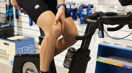 Video: Čím ubližujeme kolenám na bicykli?