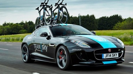Pozrite sa na prototyp Jaguar, t&iacute;mov&eacute; vozidlo Sky na Tour de France