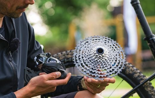 Nov&eacute; Shimano XTR 9200 - pan&iacute; Colombov&aacute; v pln&eacute; par&aacute;dě