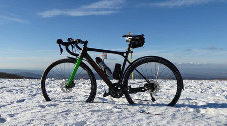 Zimák alebo ako vyskladať cestný bicykel na zimné výjazdy