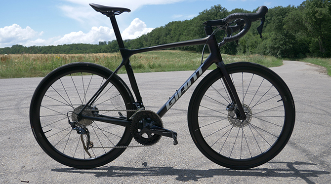 Video: Giant TCR Advanced Pro Disc 1 KOM - zrozen pro lov