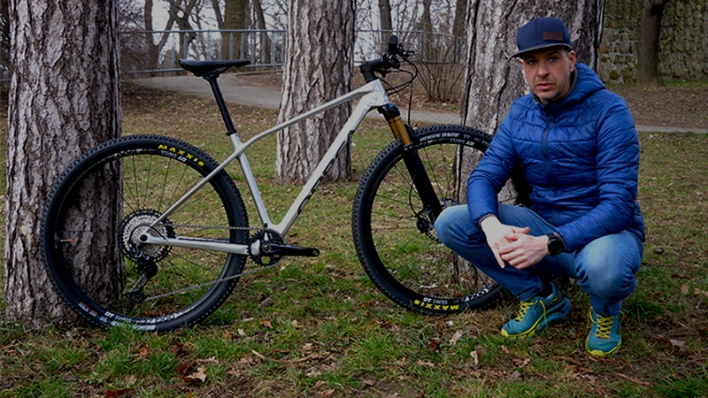 Video: Představen&iacute; Orbea Alma M-Pro - t&eacute;měř bez kompromisů