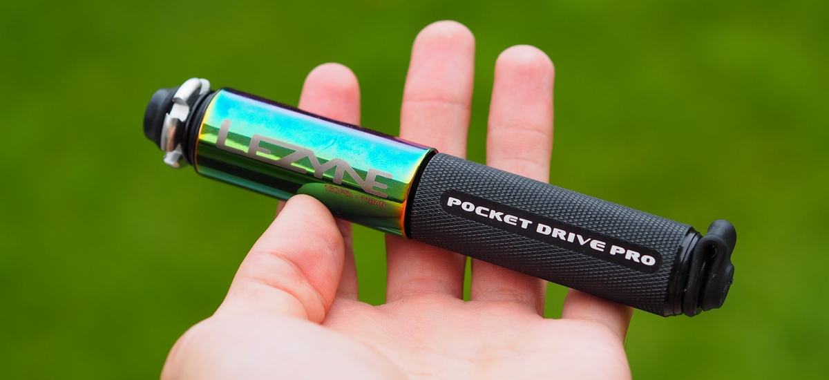 Test: Lezyne Pocket Drive PRO - skladná pumpa vhodná na každý výjazd