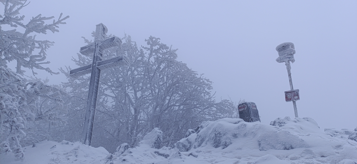 Koruna Slovenska #3: Z&aacute;ruby &ndash; v zajat&iacute; ľadu